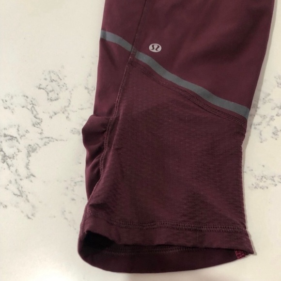 Lululemon low cut crop leggings side pockets red with stripes - Picture 7 of 15